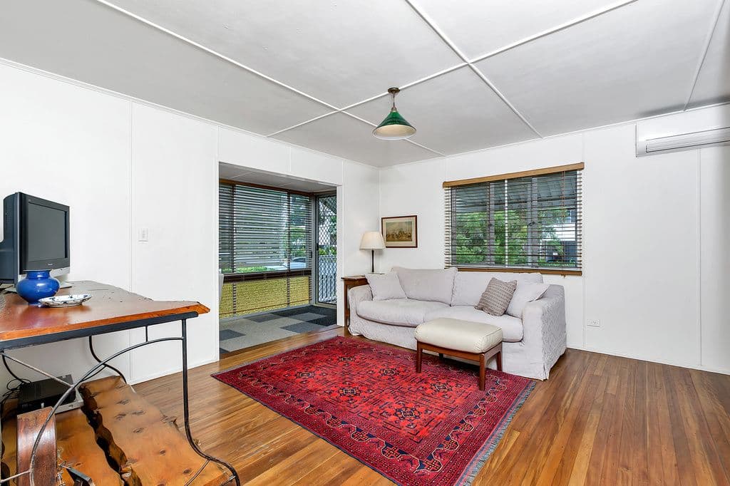 27 Baroda Street, Coopers Plains QLD 4108, Coopers Plains - Thumbnail 2