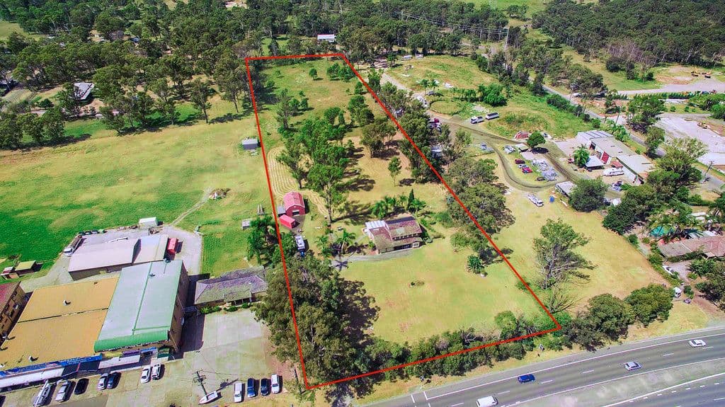331 Windsor Road, Vineyard - Thumbnail 2