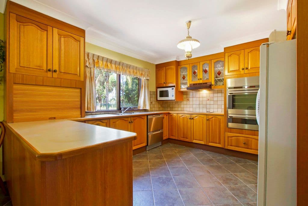 331 Windsor Road, Vineyard - Thumbnail 5