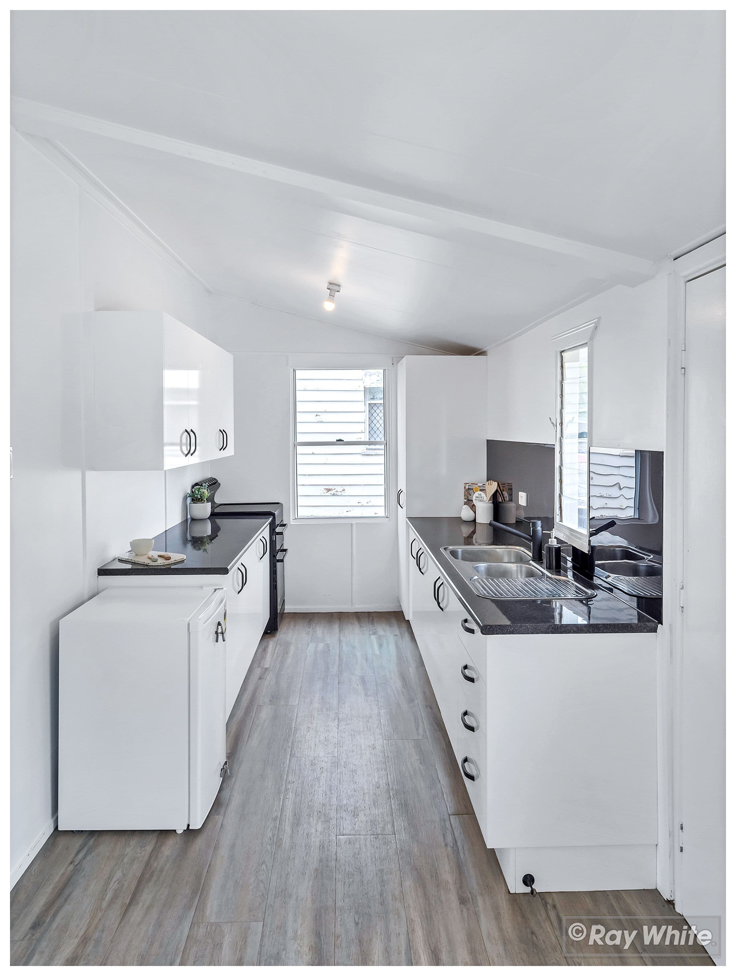 33 Margaret Street, Allenstown QLD 4700, Allenstown - Thumbnail 6