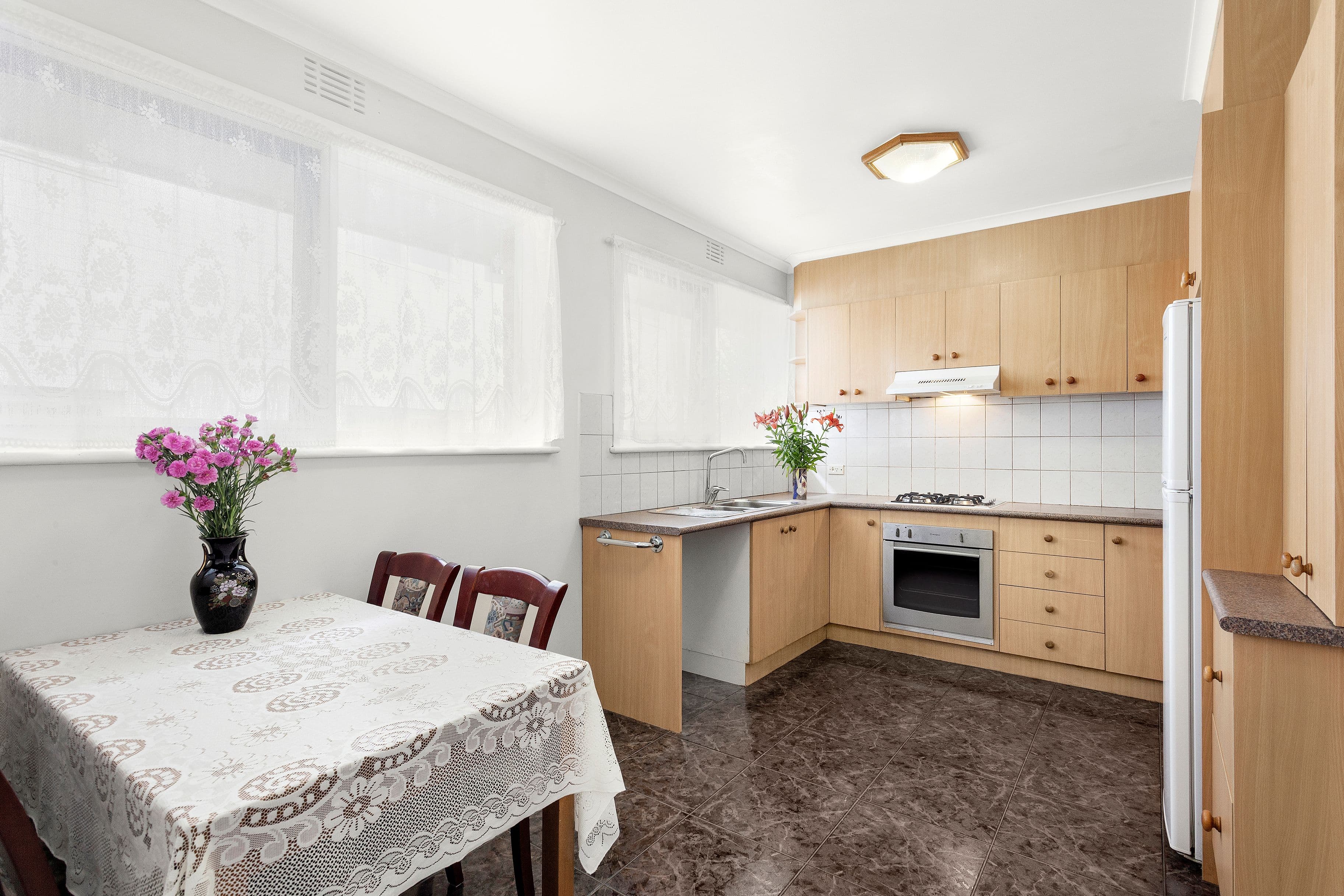 7 Park Avenue, Glen Huntly VIC 3163, Glen Huntly - Thumbnail 2