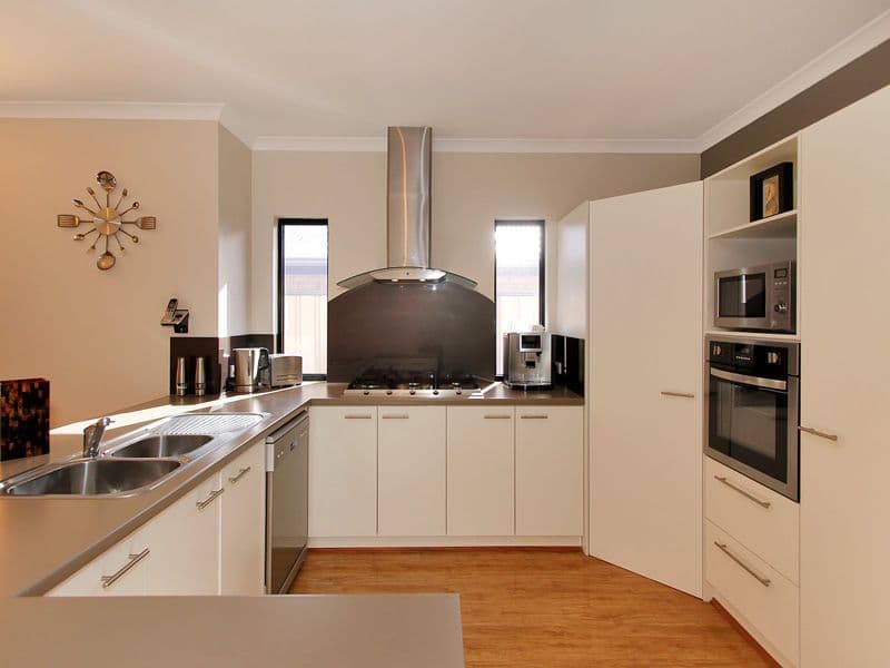 62 Stockholm Road, WANNEROO WA 6065, Wanneroo - Thumbnail 4