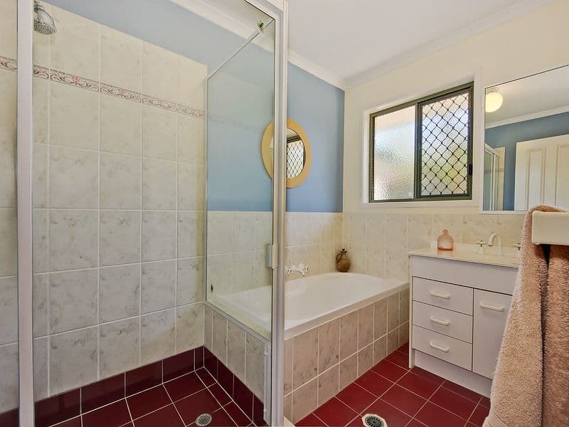 71 Spence Road, WAVELL HEIGHTS QLD 4012, Wavell Heights - Thumbnail 8