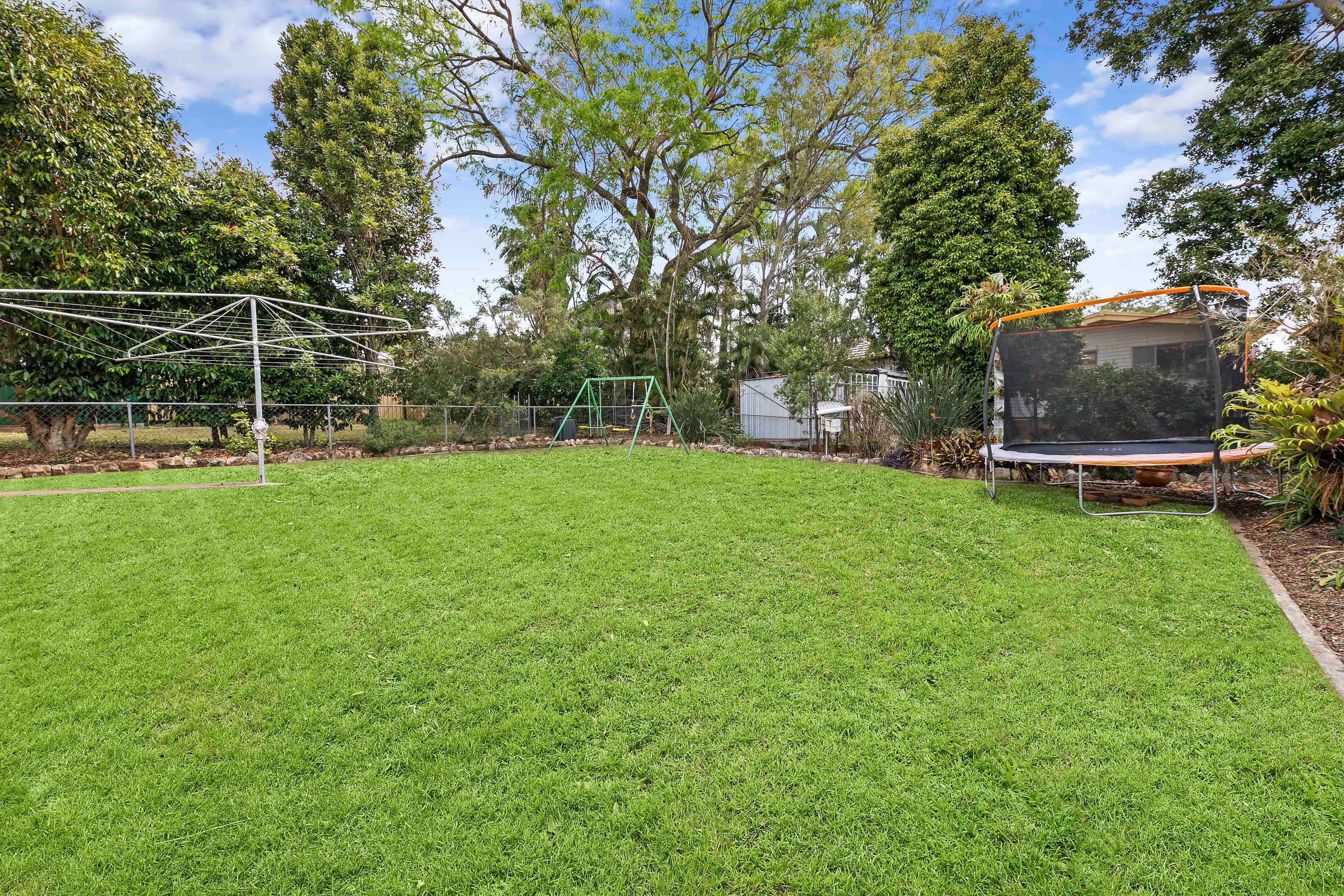 17 Lutzow Street, Tarragindi QLD 4121, Tarragindi - Thumbnail 2