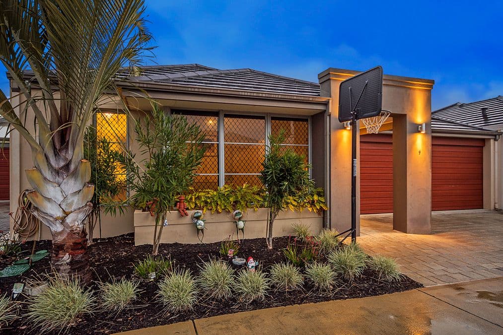  42 Baler Court, Hammond Park WA 6164, Hammond Park - Thumbnail 2