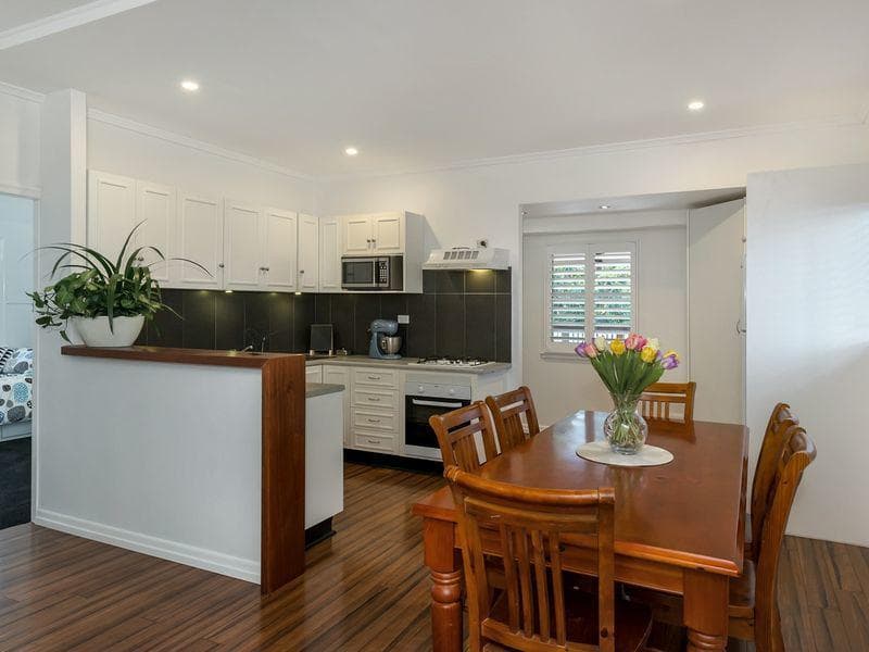 13 Taroona Avenue, Mount Waverley, VIC, Mount Waverley - Thumbnail 2