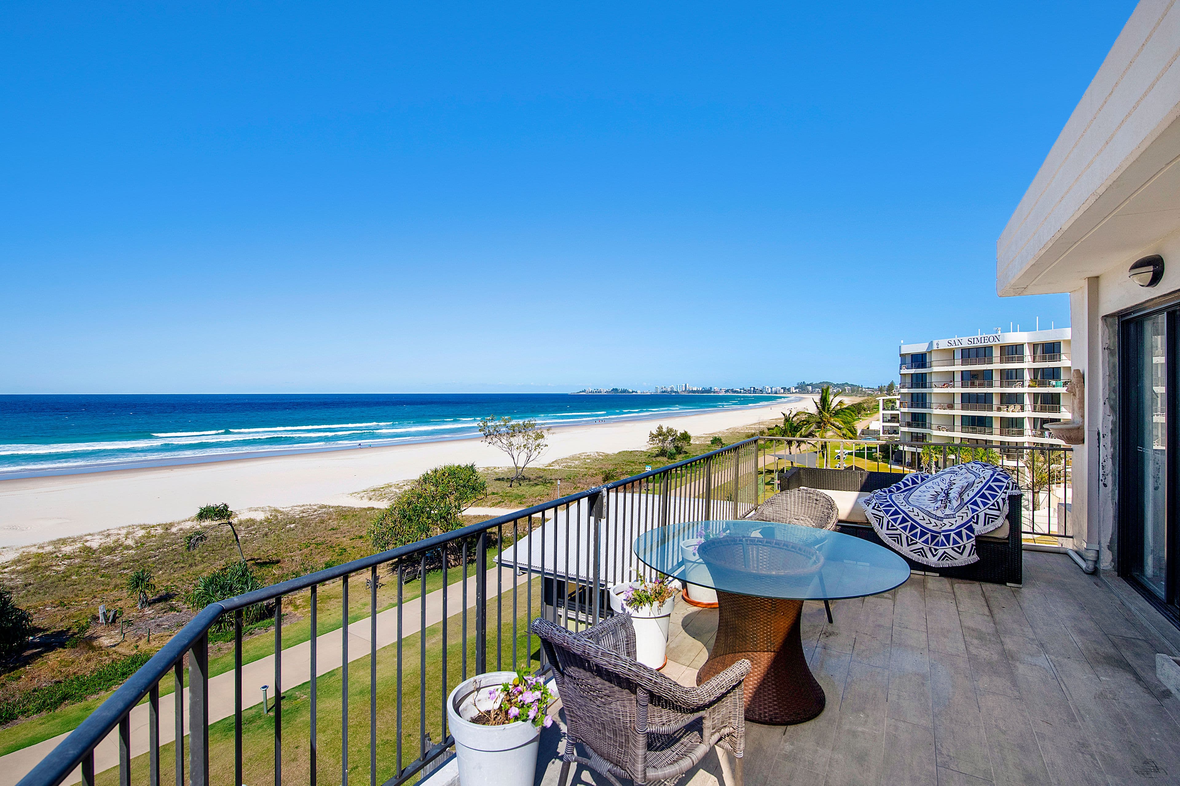 391 Golden Four Drive, Tugun QLD 4224, Tugun - Thumbnail 3