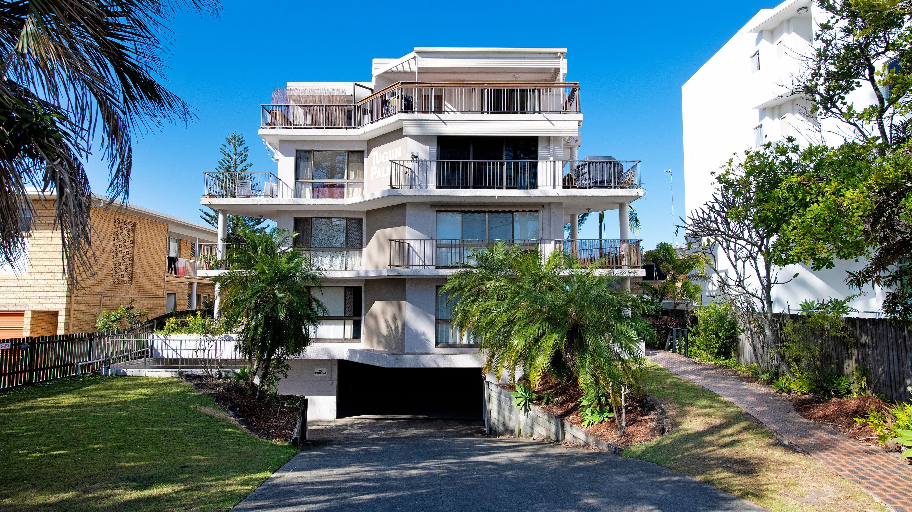 391 Golden Four Drive, Tugun QLD 4224, Tugun - Thumbnail 4