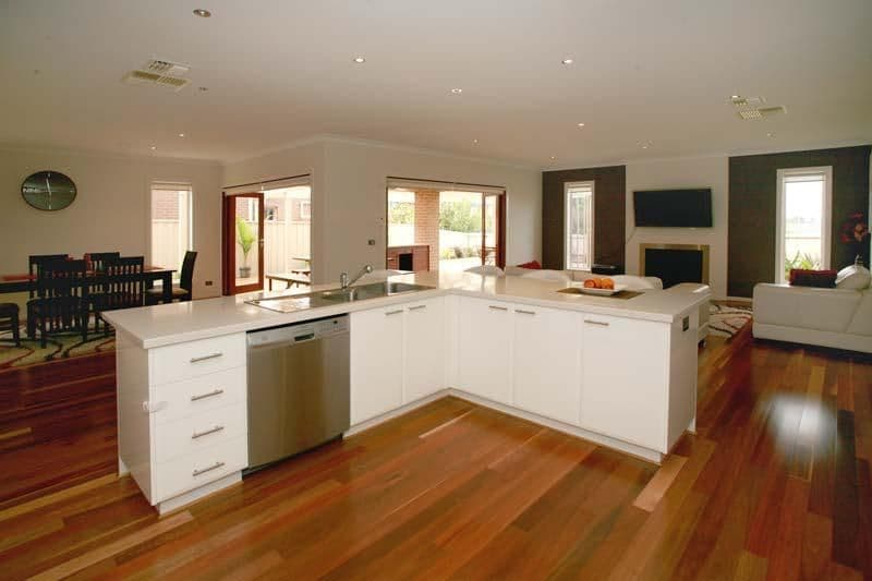 9 Fordholm Avenue, MULGRAVE VIC 3170, Mulgrave - Thumbnail 2