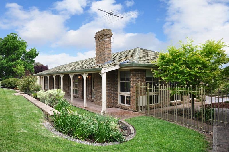 24 Scarvell Avenue, TROTT PARK SA 5158, Trott Park - Image 1