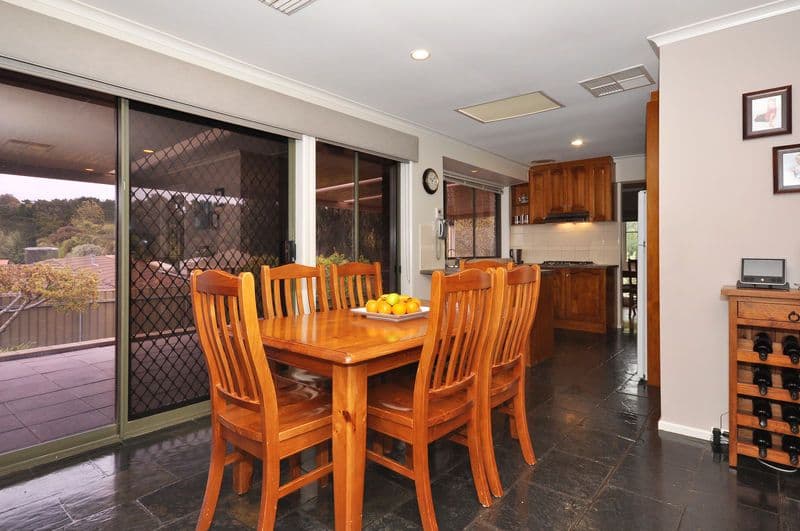 24 Scarvell Avenue, TROTT PARK SA 5158, Trott Park - Thumbnail 8
