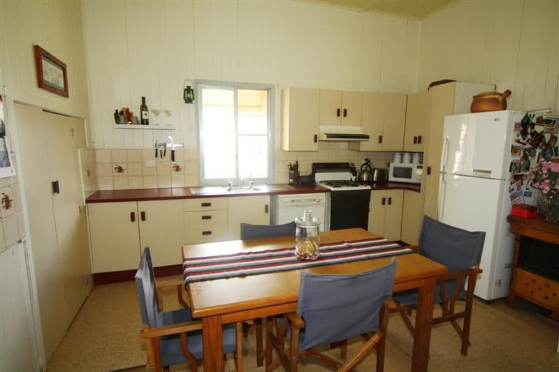 175 Pratten Street, DALBY QLD 4405, Dalby - Thumbnail 5