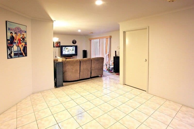 7 Kenmore Close, HOPPERS CROSSING VIC 3029, Hoppers Crossing - Thumbnail 4