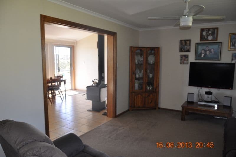 9 Canowindra Street, CANOWINDRA NSW 2804, Canowindra - Thumbnail 3