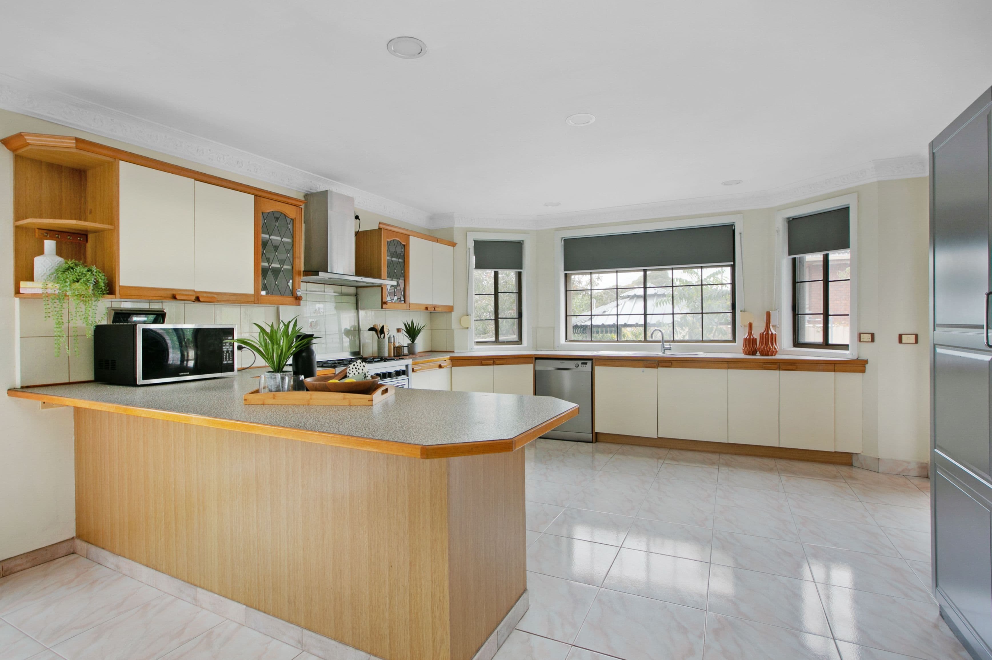 12 Nutwood Street, Reservoir VIC 3073, Reservoir - Thumbnail 5
