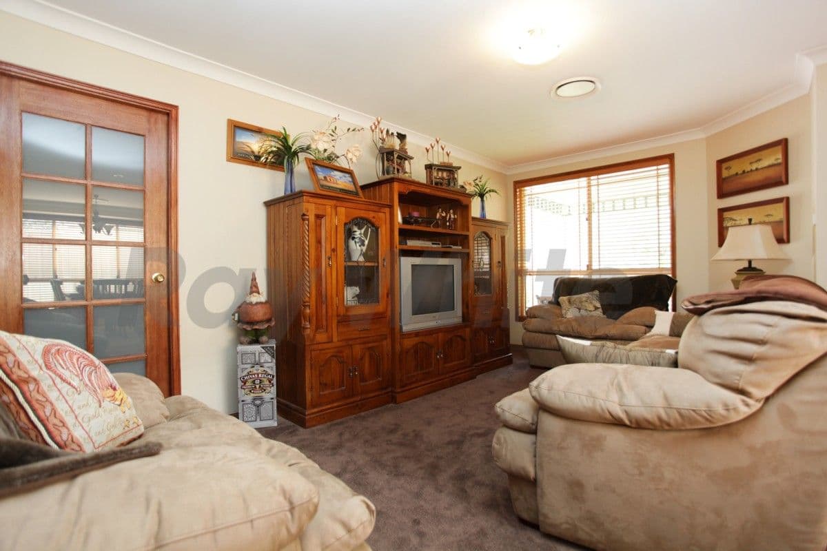 10 Wargon Crescent, GLENMORE PARK NSW 2745, Glenmore Park - Thumbnail 5