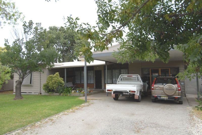 465 CRESSY Street, Deniliquin NSW 2710, Deniliquin - Image 1