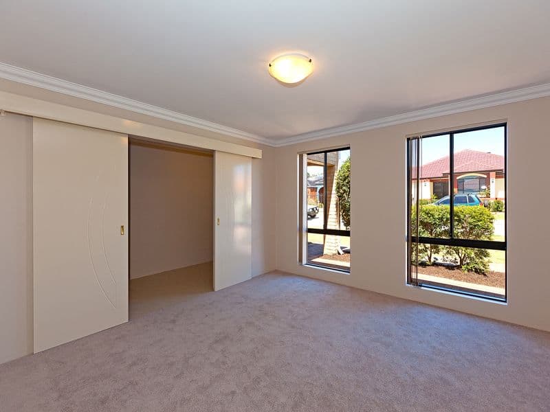 24 Dunster Way, ORELIA WA 6167, Orelia - Thumbnail 4