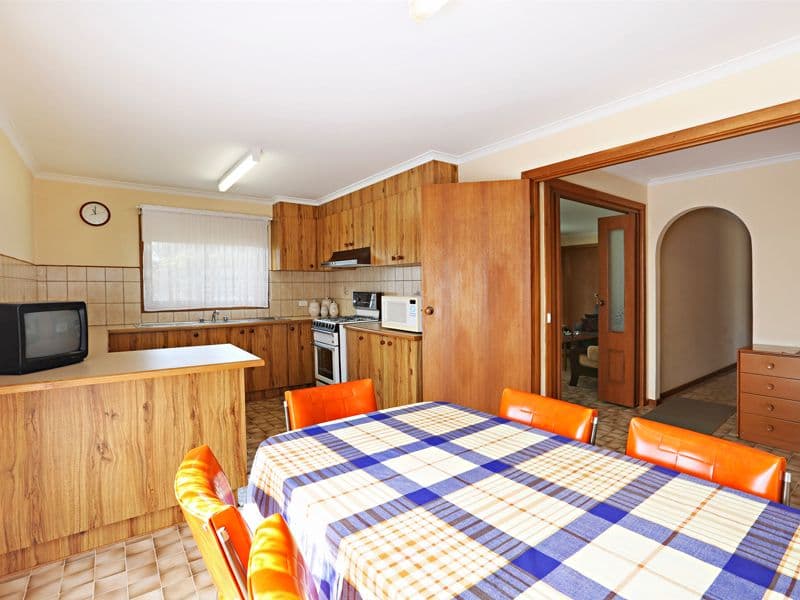 55 Lake View Crescent, ST LEONARDS VIC 3223, St Leonards - Thumbnail 6