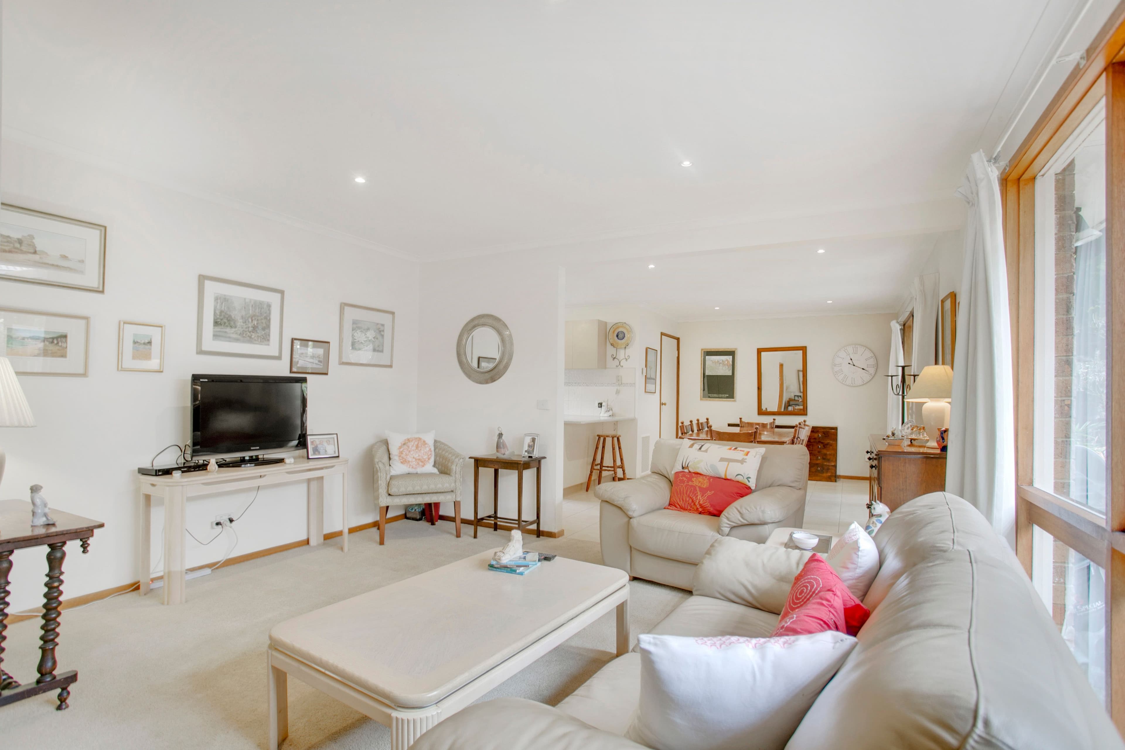 65 Raphael Crescent, Frankston VIC 3199, Frankston - Thumbnail 3