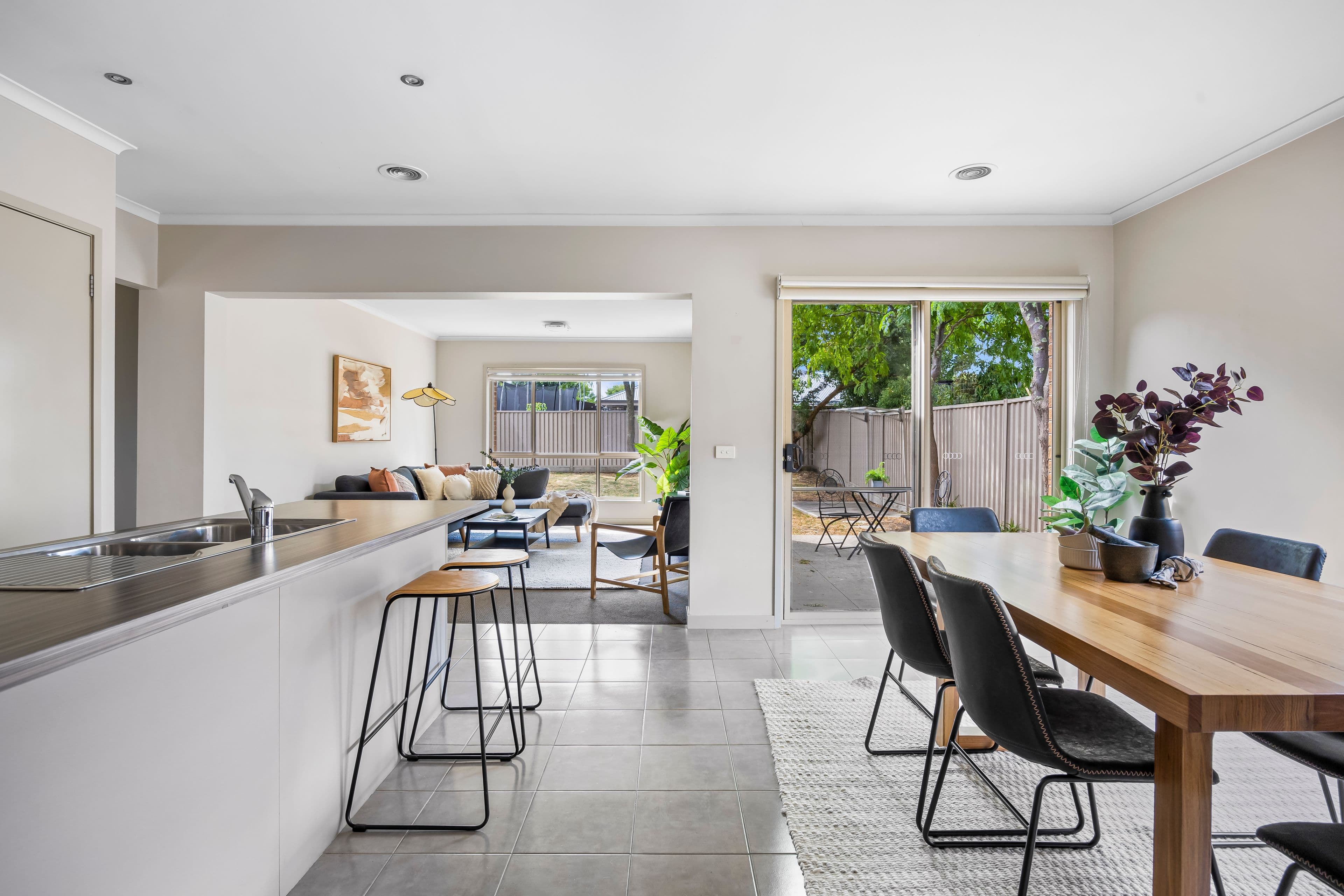 15 Oberon Street, Alfredton VIC 3350, Alfredton - Thumbnail 2