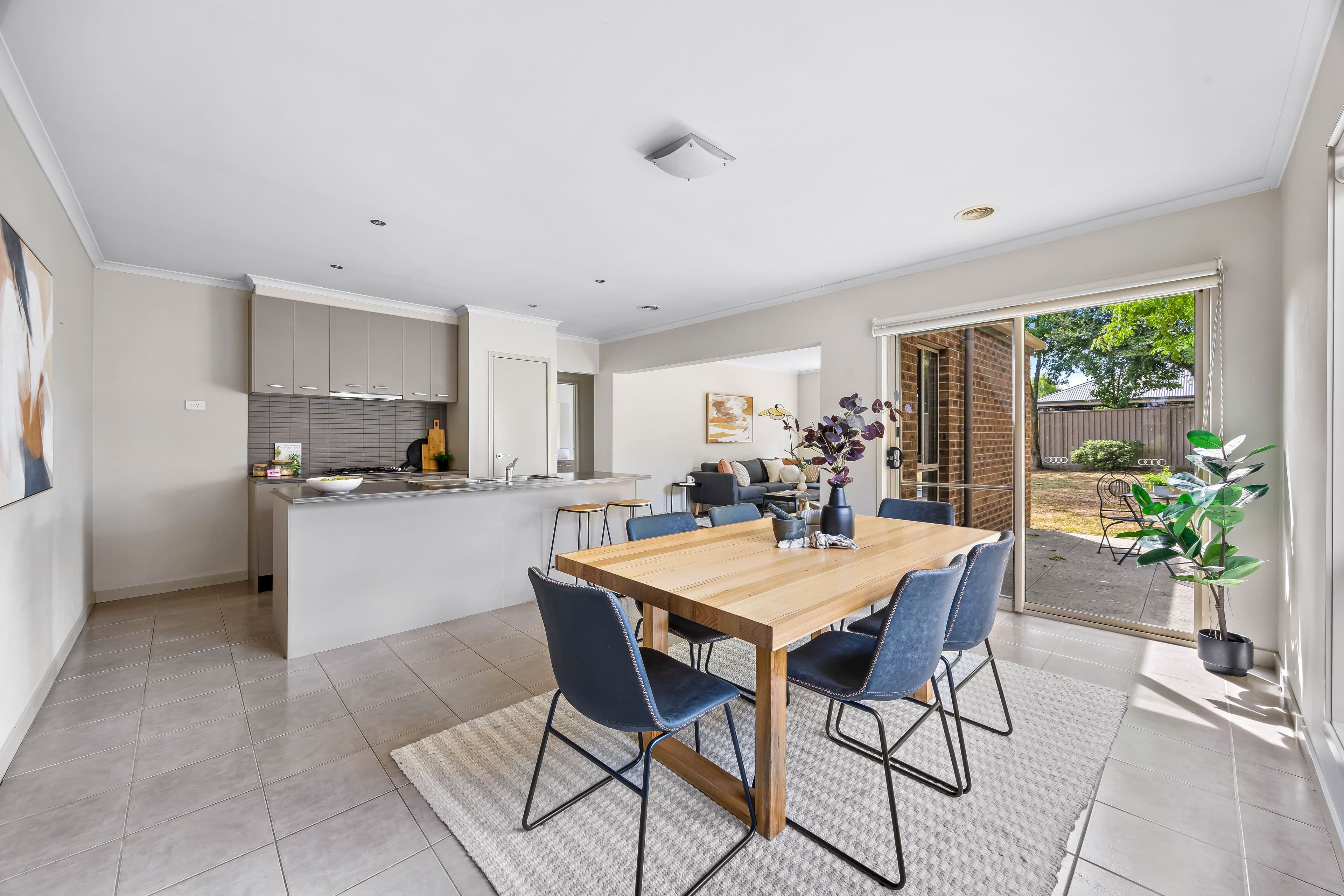 15 Oberon Street, Alfredton VIC 3350, Alfredton - Thumbnail 5