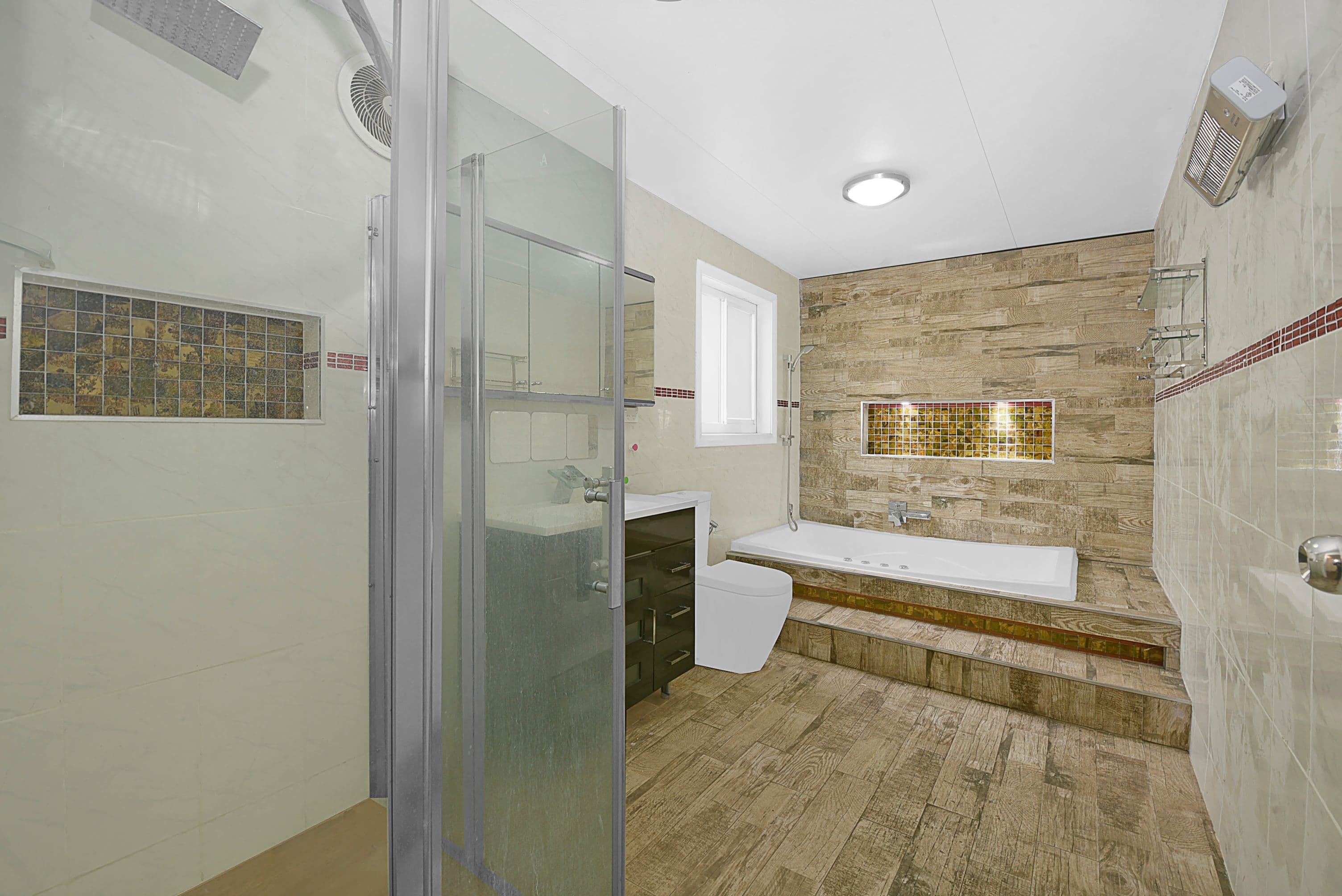 15 Glen Elgin Crescent, Edensor Park - Thumbnail 2