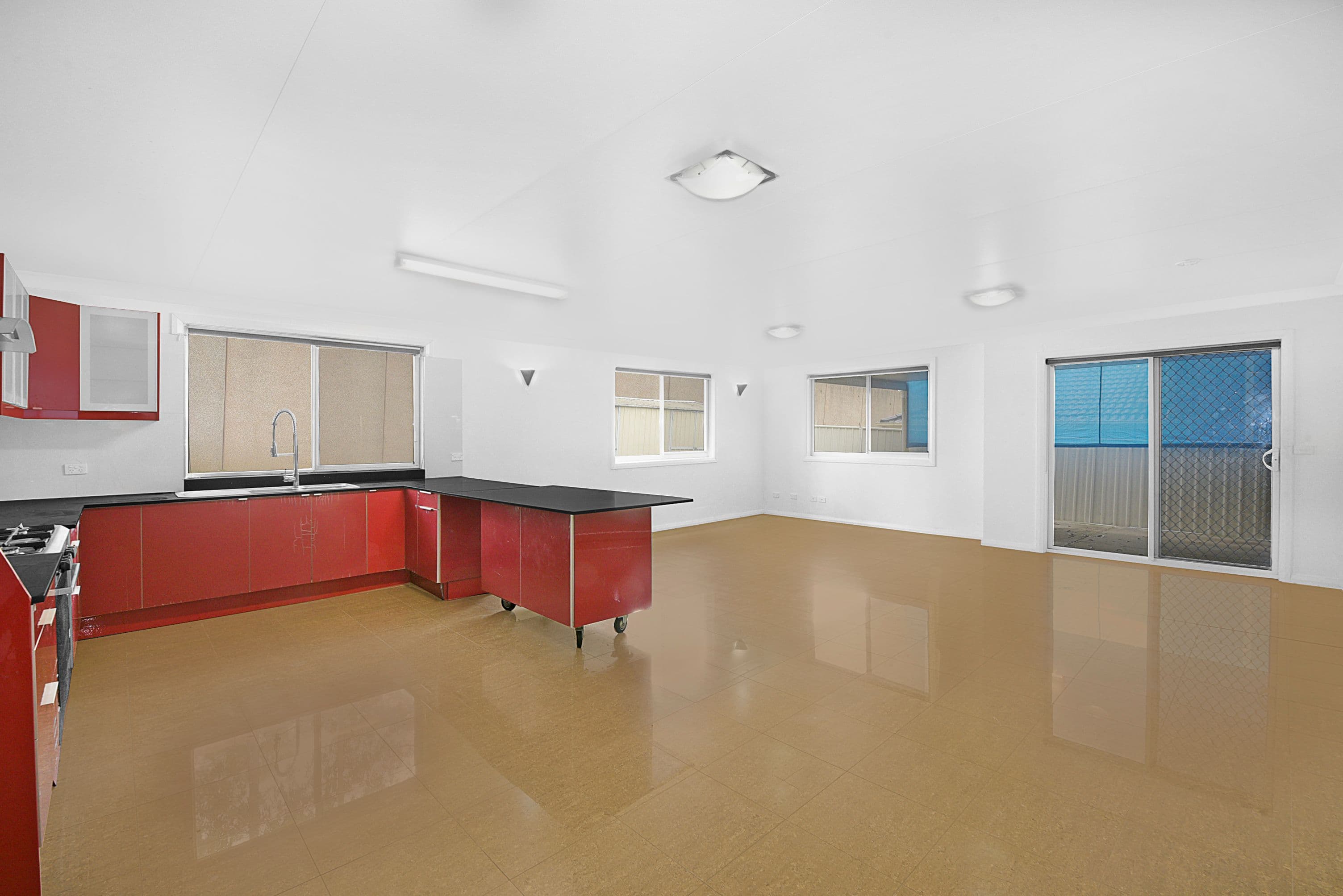 15 Glen Elgin Crescent, Edensor Park - Thumbnail 4