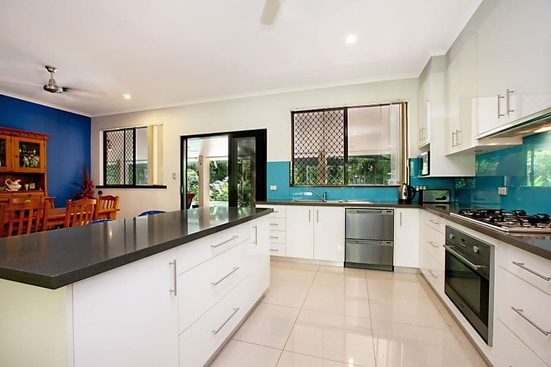 70 Adcock Crescent, NAKARA NT 0810, Nakara - Thumbnail 2