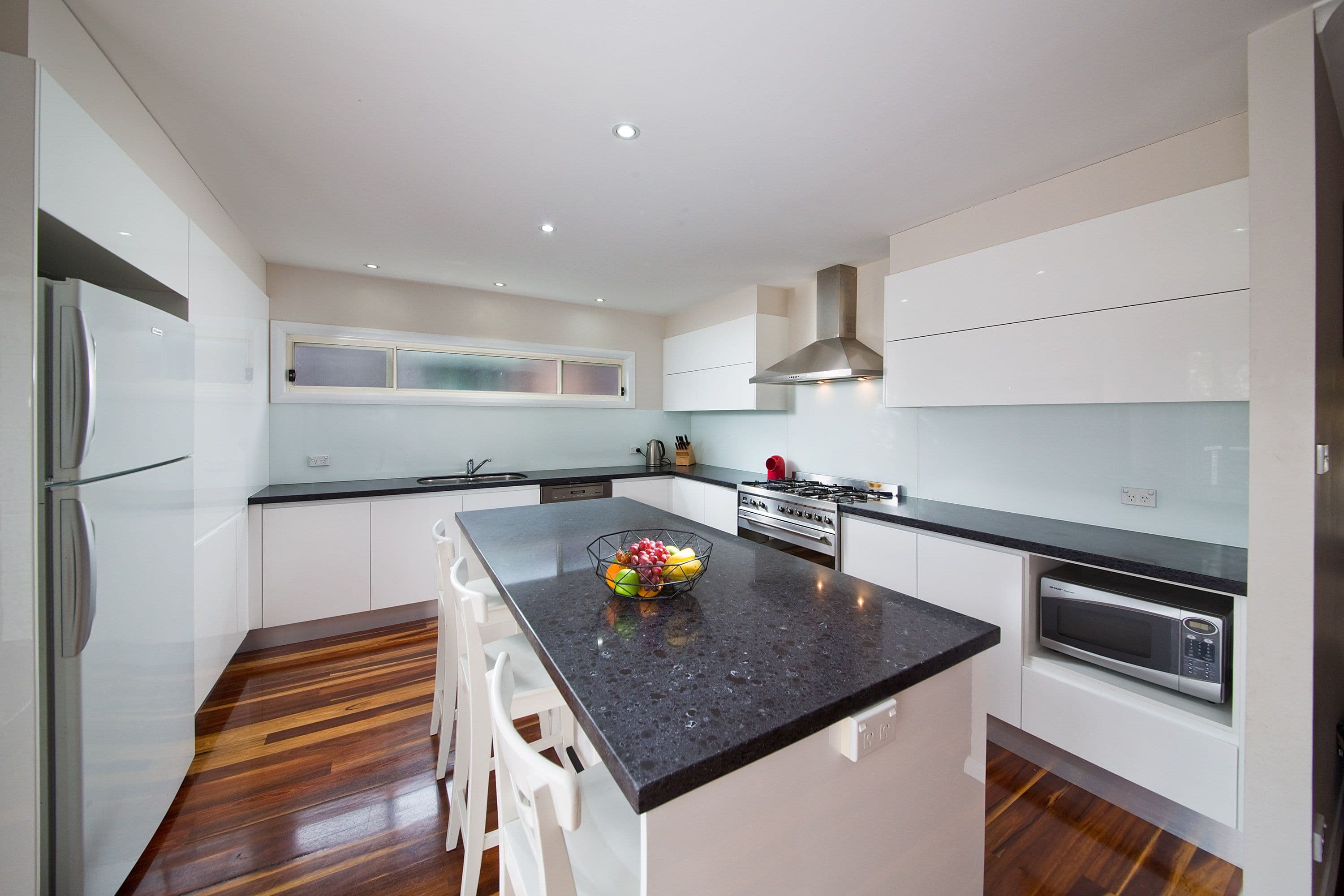 10 Hillier Avenue, Blackheath - Thumbnail 2