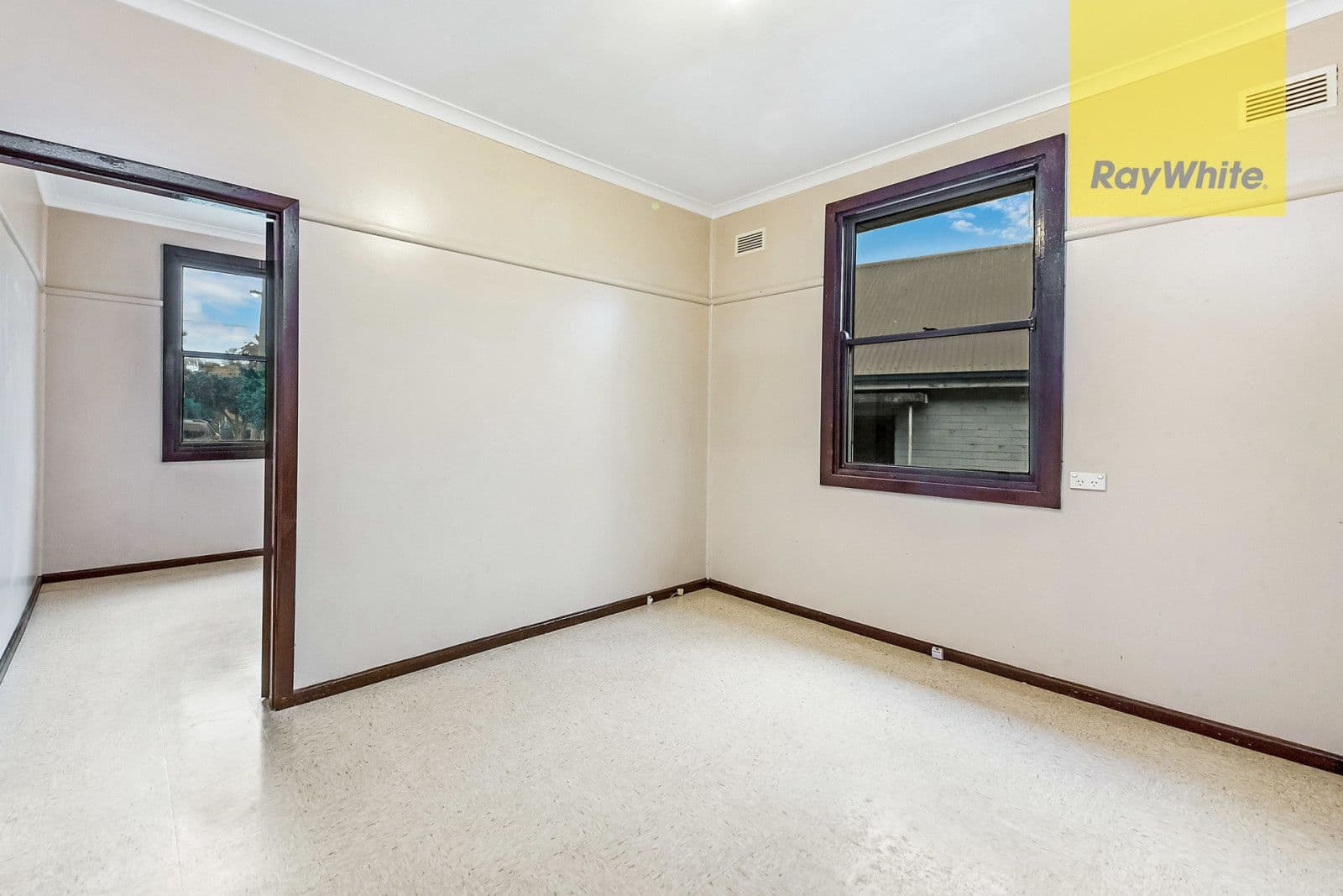 2/35 Catherine Street, Clapham - Thumbnail 6