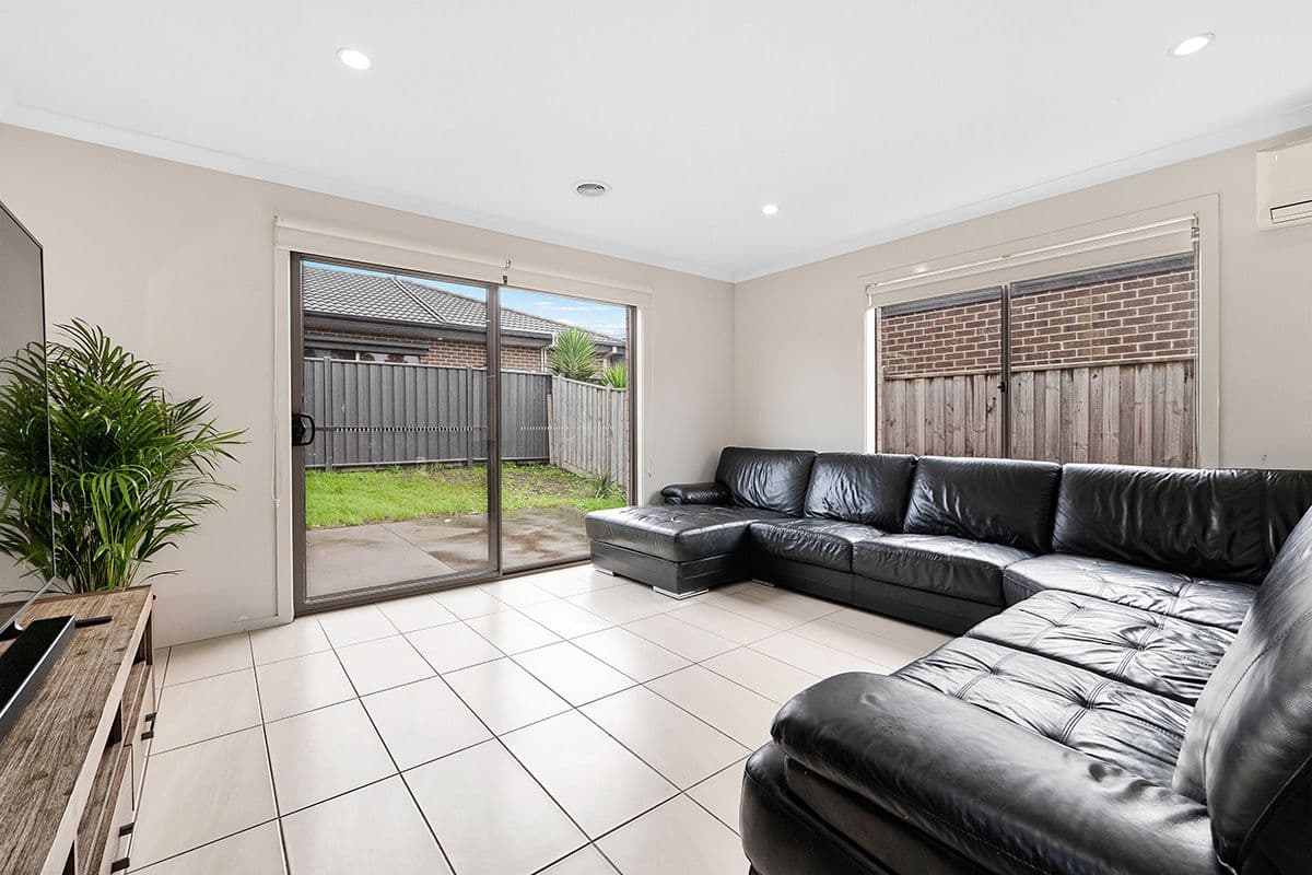 11 Tilden Rise, Cranbourne North VIC 3977, Cranbourne North - Thumbnail 8