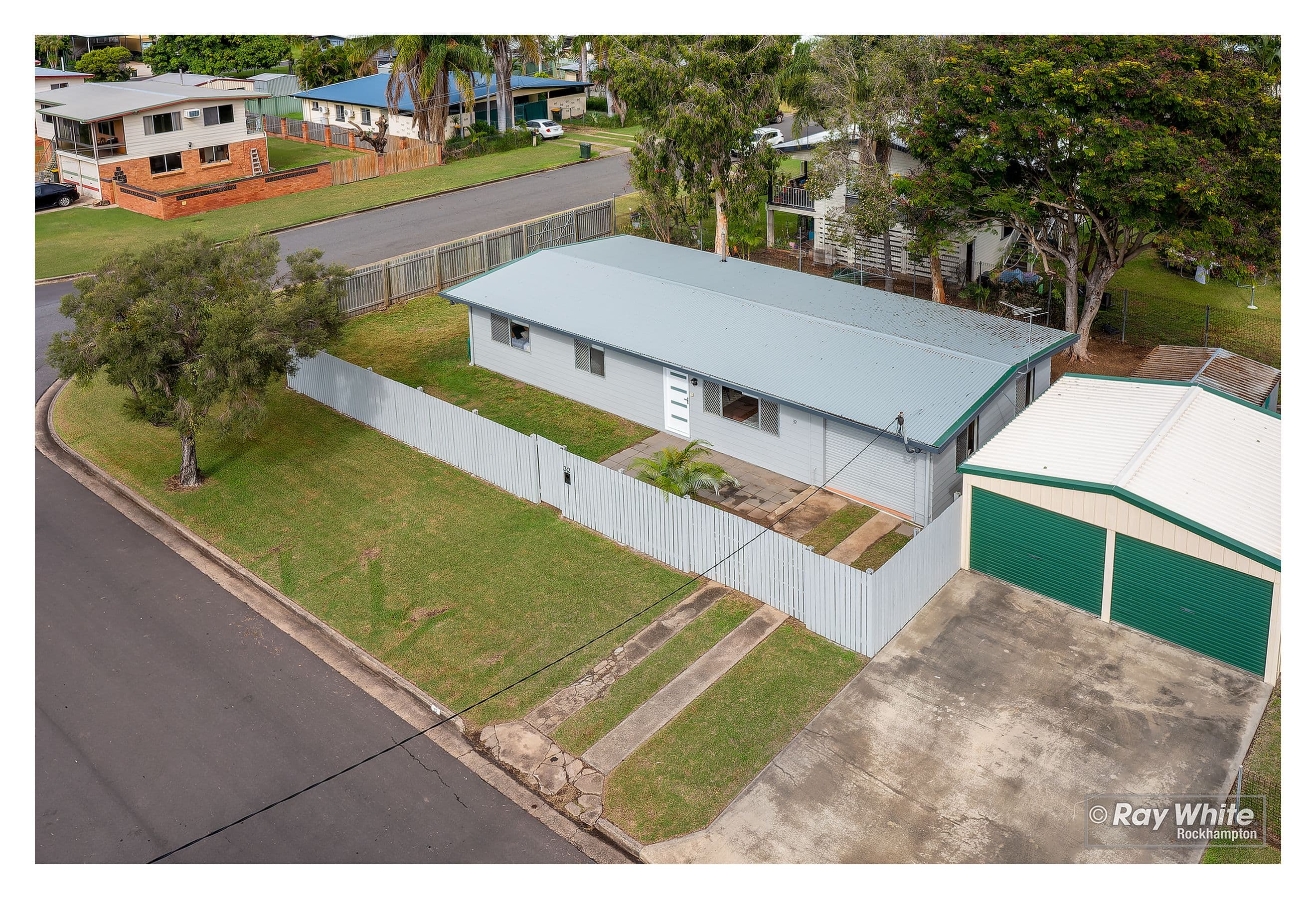 32 Hardy Avenue, Park Avenue QLD 4701, Park Avenue - Image 1