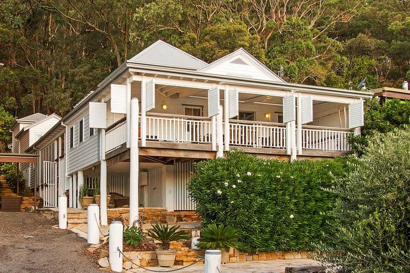 9 Hardys Bay Parade, Killcare - Thumbnail 2