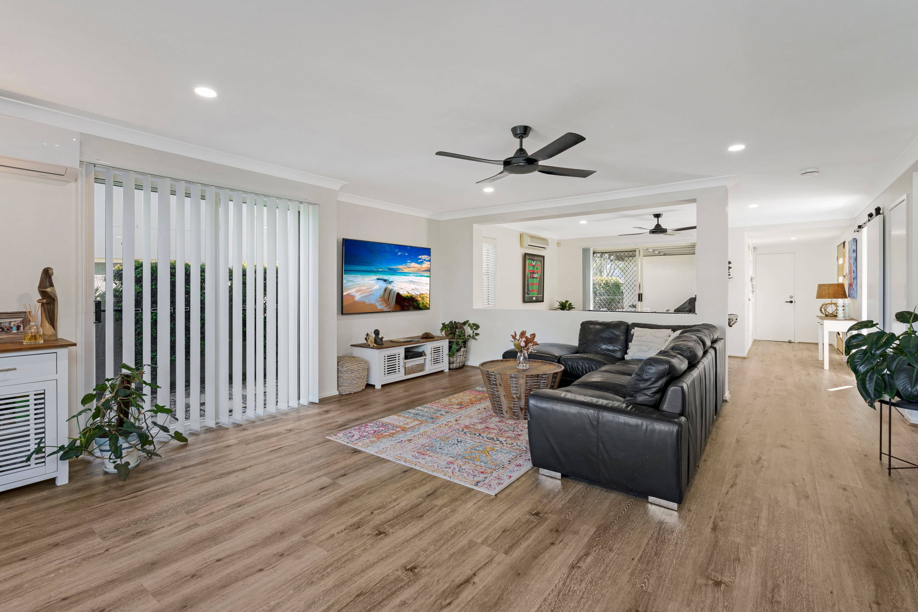 160 Easthill Drive, Robina QLD 4226, Robina - Thumbnail 3