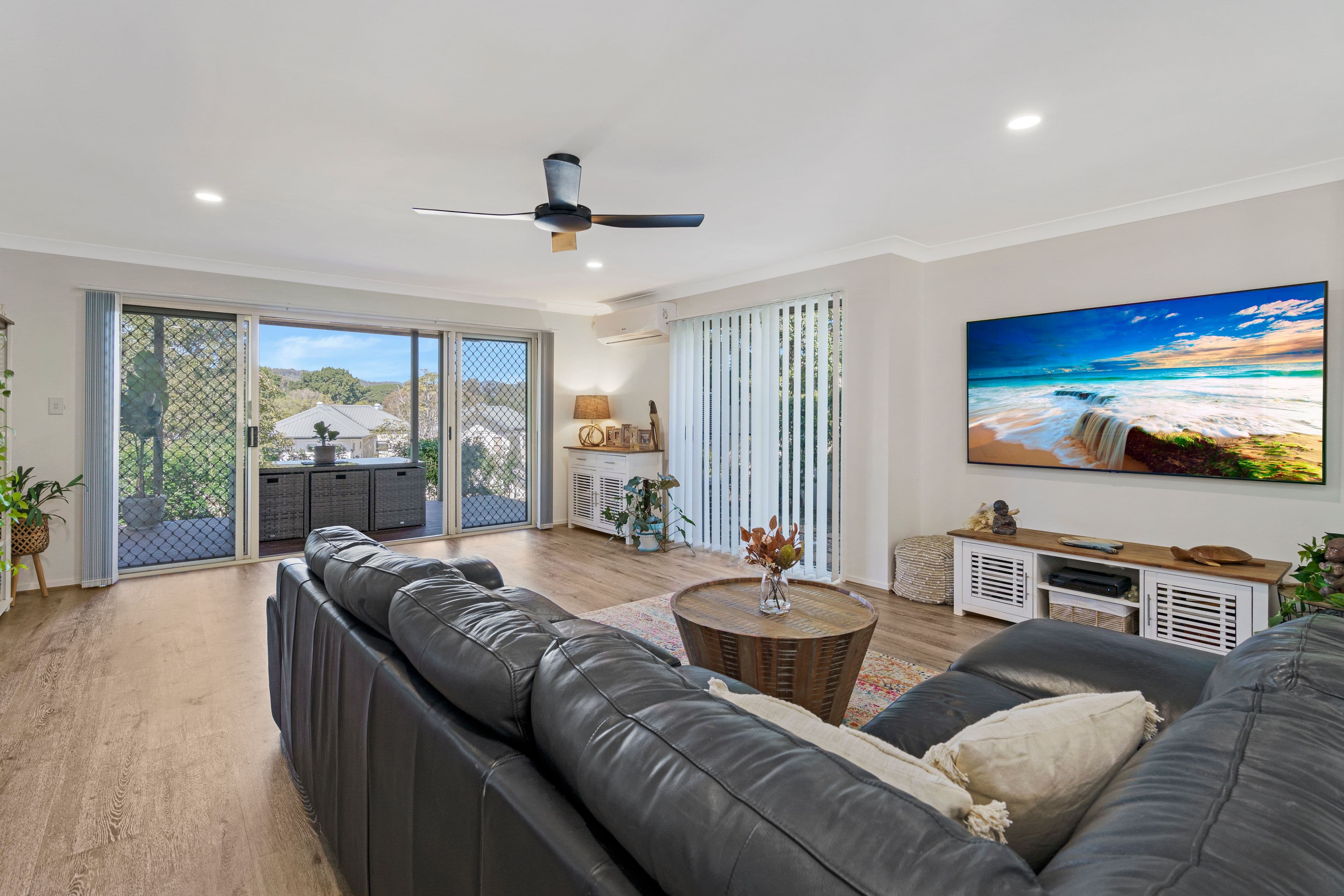 160 Easthill Drive, Robina QLD 4226, Robina - Thumbnail 6