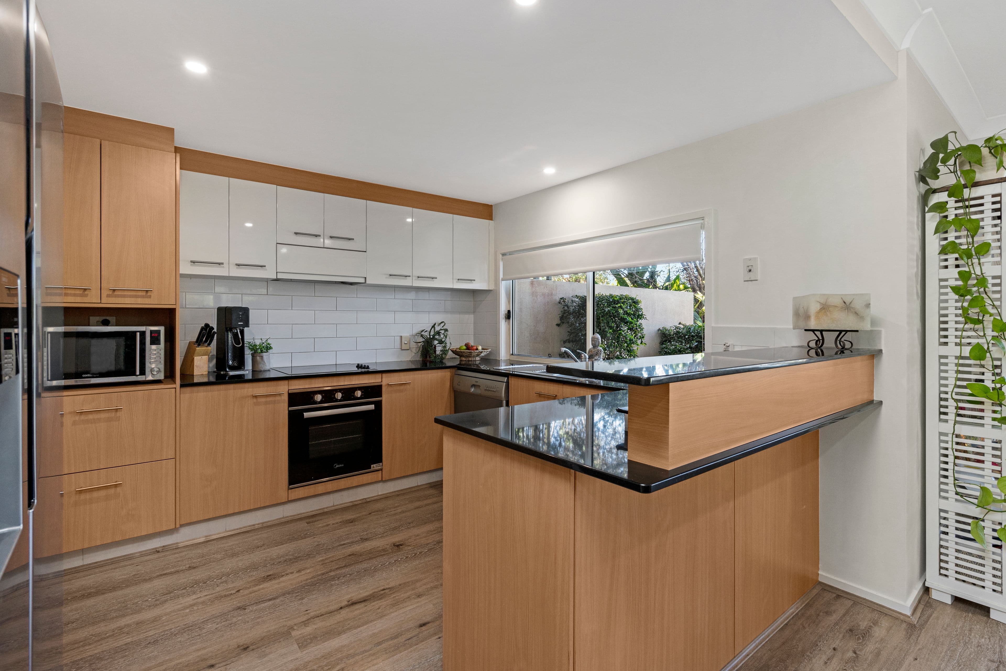 160 Easthill Drive, Robina QLD 4226, Robina - Thumbnail 8