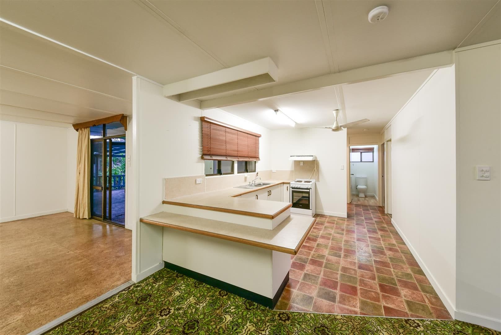 12 Atkinson Street, Proserpine QLD 4800, Proserpine - Thumbnail 7