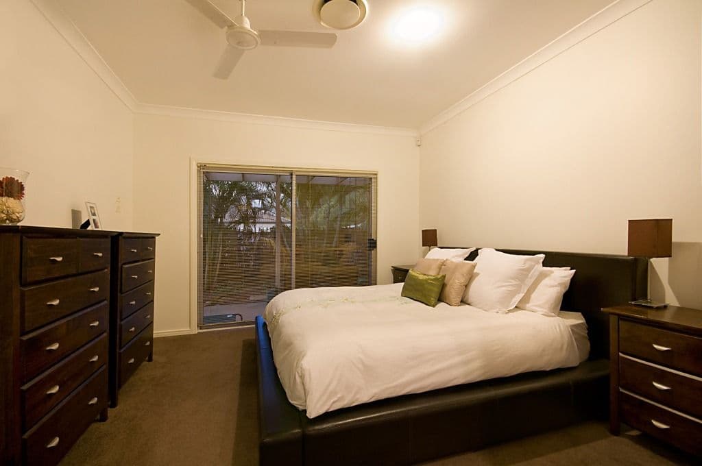 2044 Carlton Drive, HOPE ISLAND QLD 4212, Hope Island - Thumbnail 6
