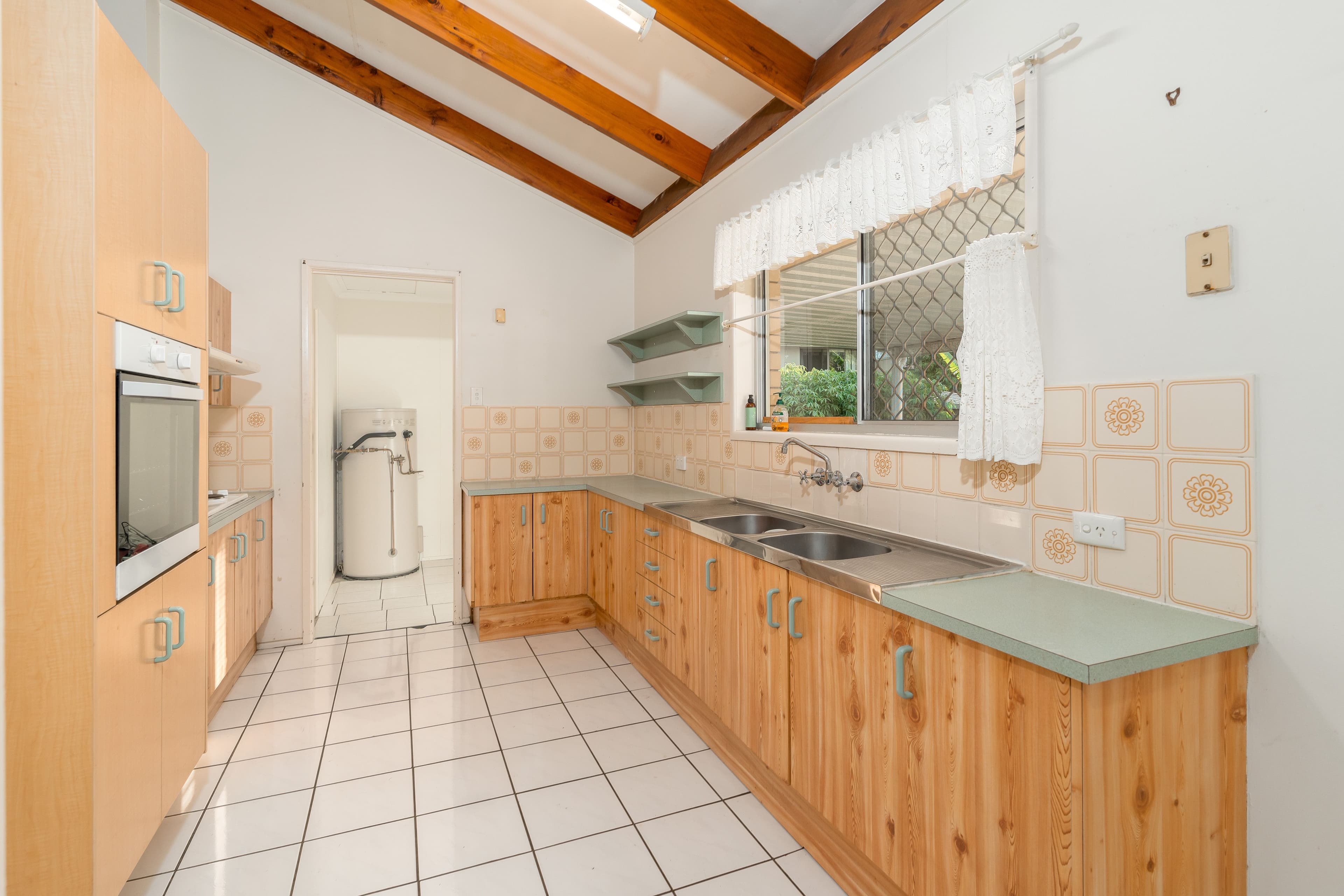 26 Caloola Drive, Springwood QLD 4127, Springwood - Thumbnail 4