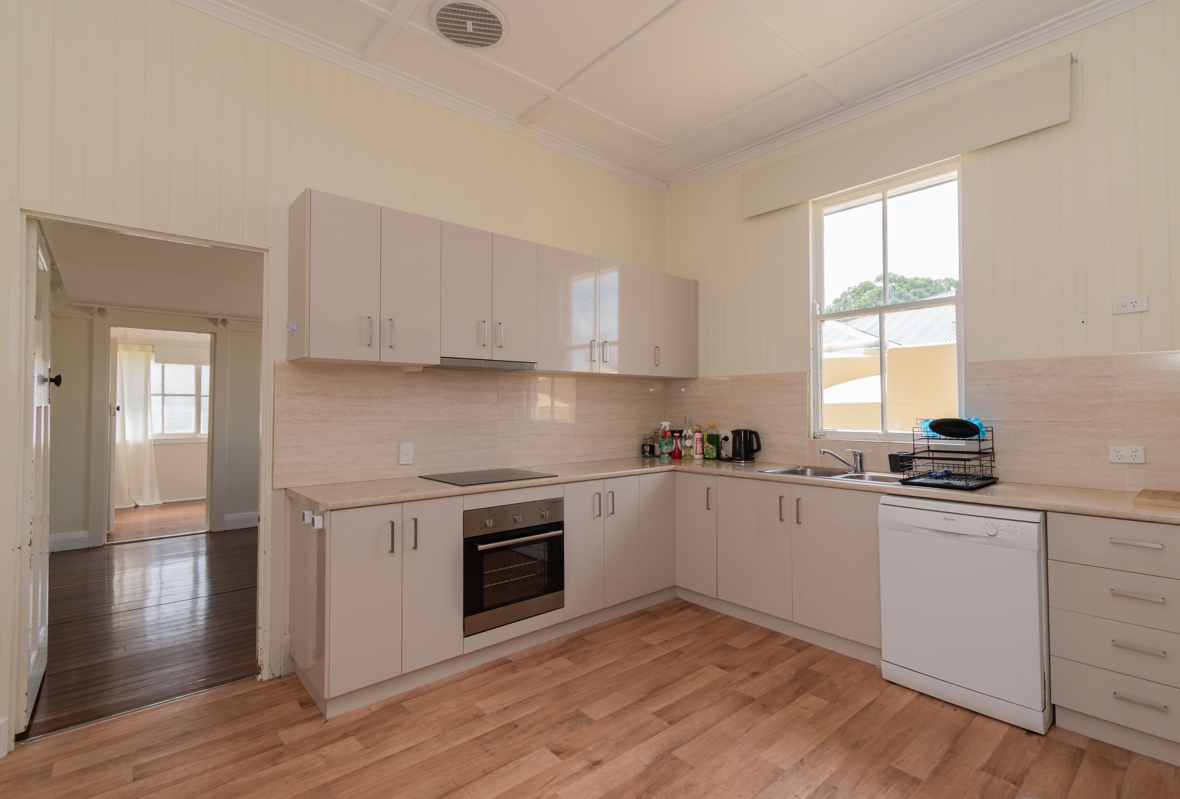 43 East Street, Clifton QLD 4361, Clifton - Thumbnail 6