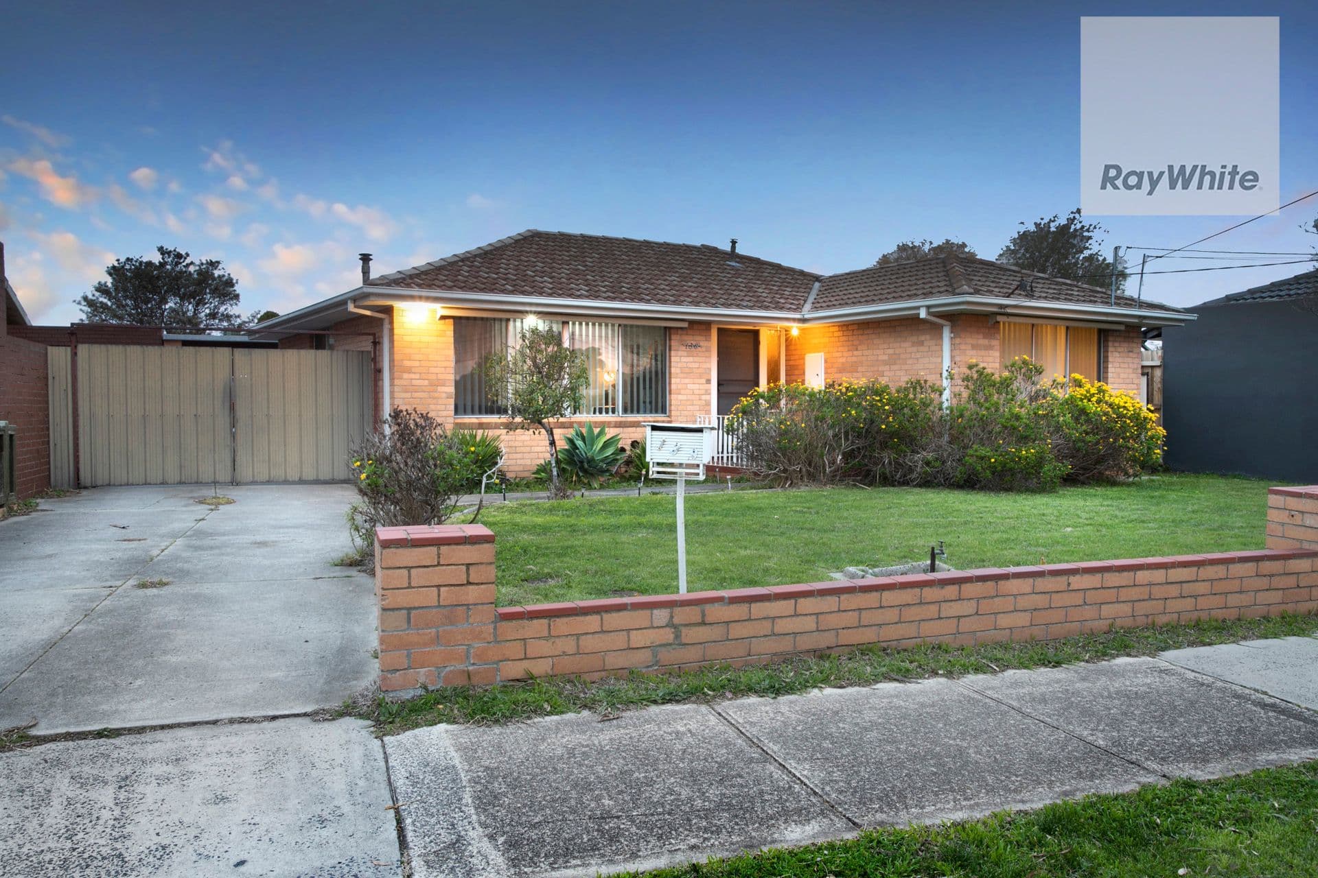 138 Carrick Drive, Gladstone Park VIC 3043, Gladstone Park - Thumbnail 2