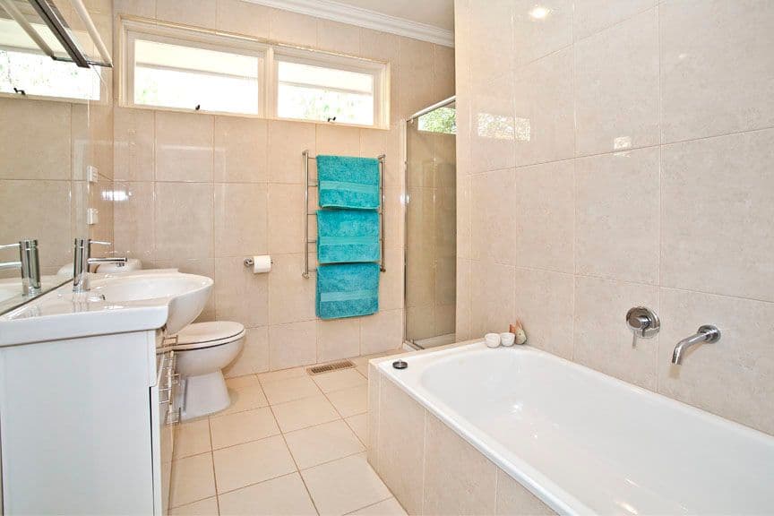 16 Sharrow Road, MITCHAM VIC 3132, Mitcham - Thumbnail 7