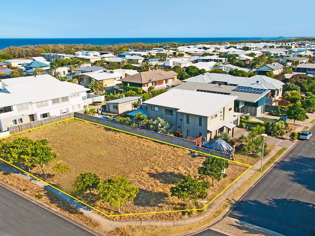 10 Riberry Drive, CASUARINA NSW 2487, Casuarina - Image 1