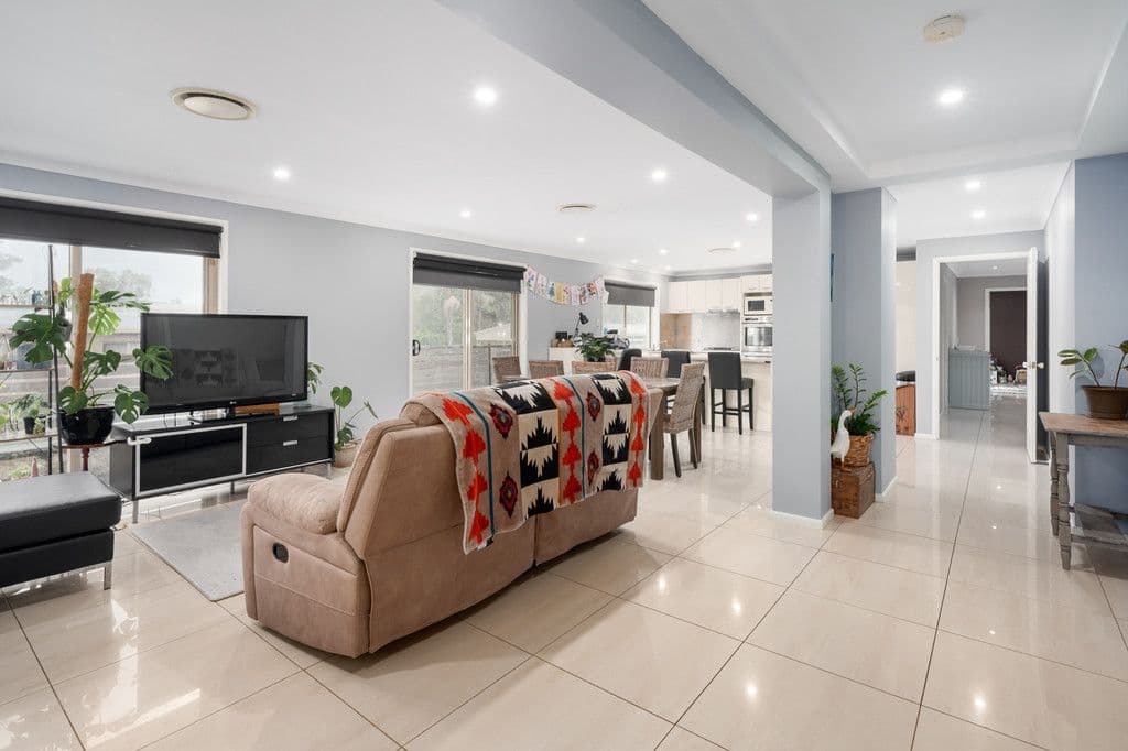 11 Myall Street, Allworth Via, Stroud NSW 2425, Stroud - Thumbnail 2