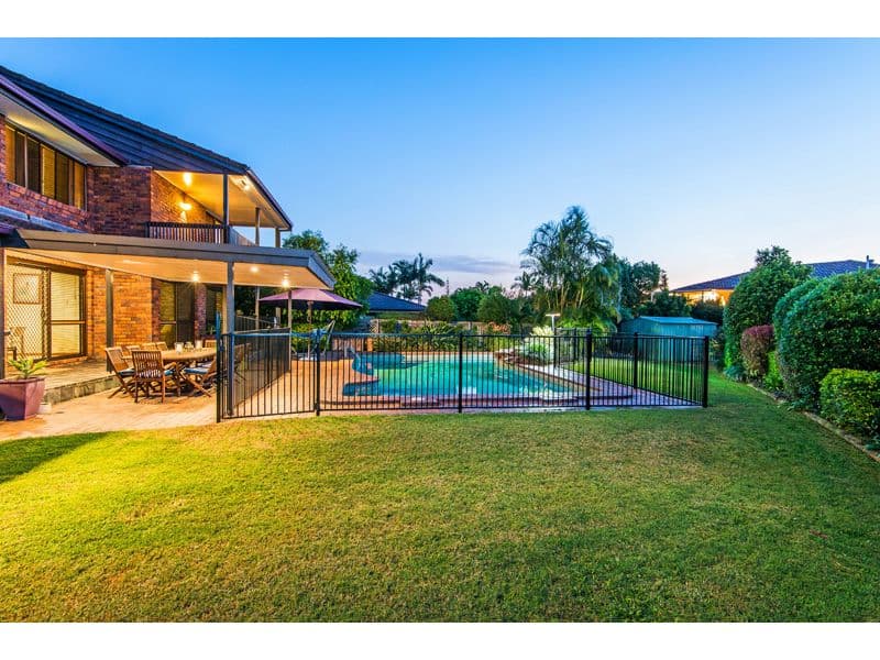 11 Bamburgh Street, CARINDALE QLD 4152, Carindale - Thumbnail 7