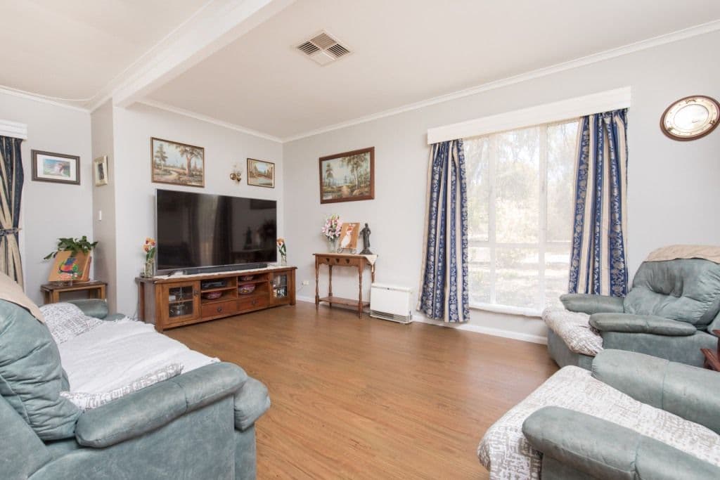 9 Boree Street, Red Cliffs VIC 3496, Red Cliffs - Thumbnail 2
