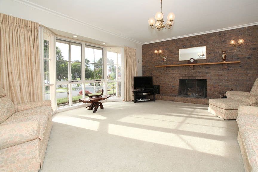 69 Strickland Drive, WHEELERS HILL VIC 3150, Wheelers Hill - Thumbnail 2