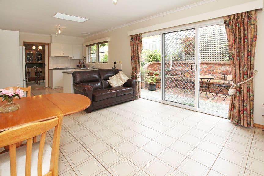 69 Strickland Drive, WHEELERS HILL VIC 3150, Wheelers Hill - Thumbnail 4