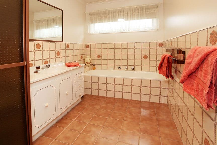 69 Strickland Drive, WHEELERS HILL VIC 3150, Wheelers Hill - Thumbnail 8